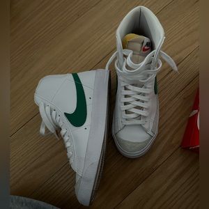 Nike Blazer Mid ‘77